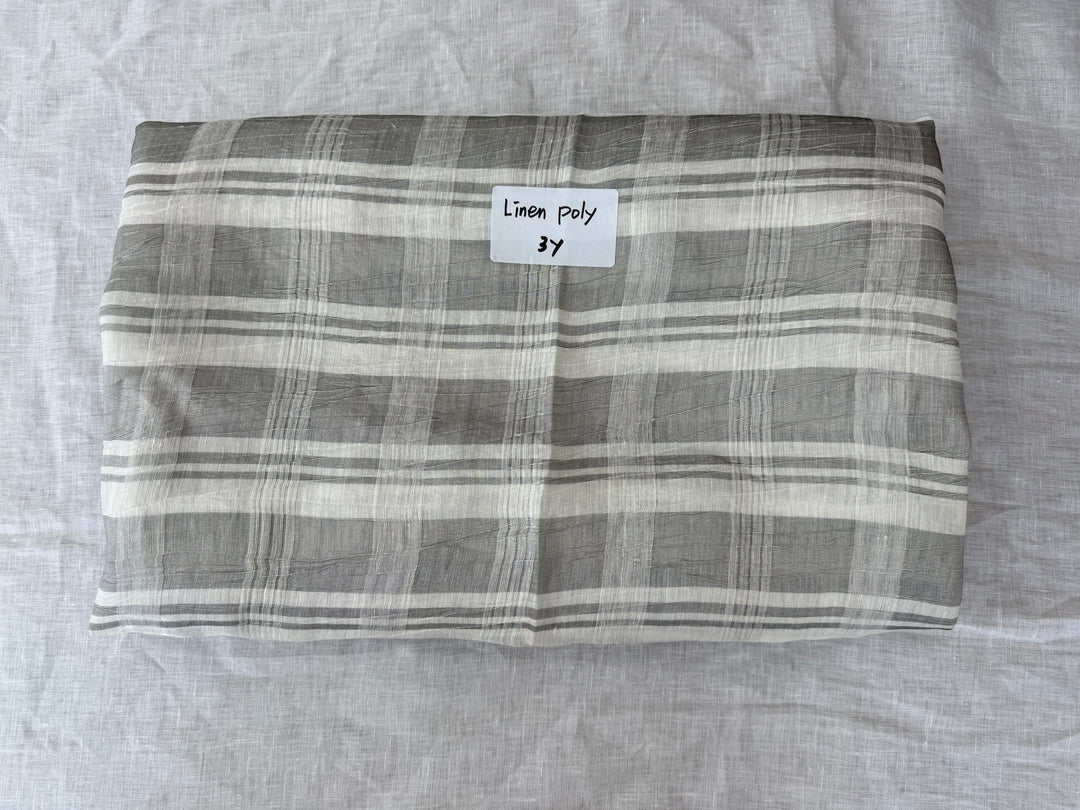 24 y of Woven Fabric of Linen - Surprise Box No.44