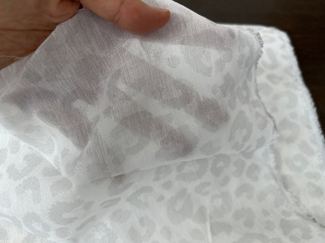 Remnant Fabric #366 - Linen Rayon - 8.5y