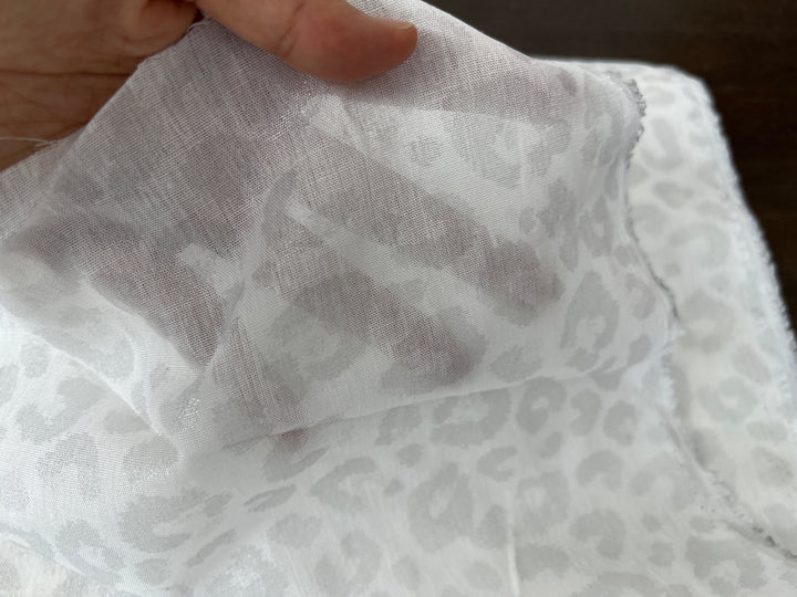 Remnant Fabric #366 - Linen Rayon - 8.5y