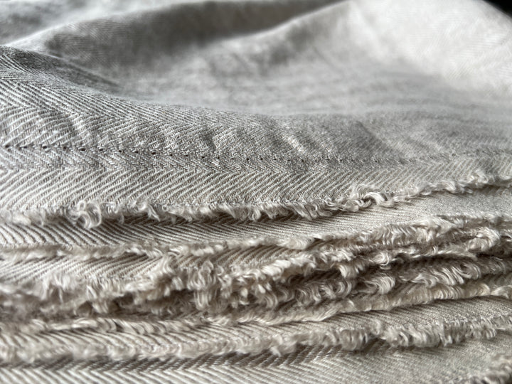 Remnant Fabric #283 - Linen 100% 6y