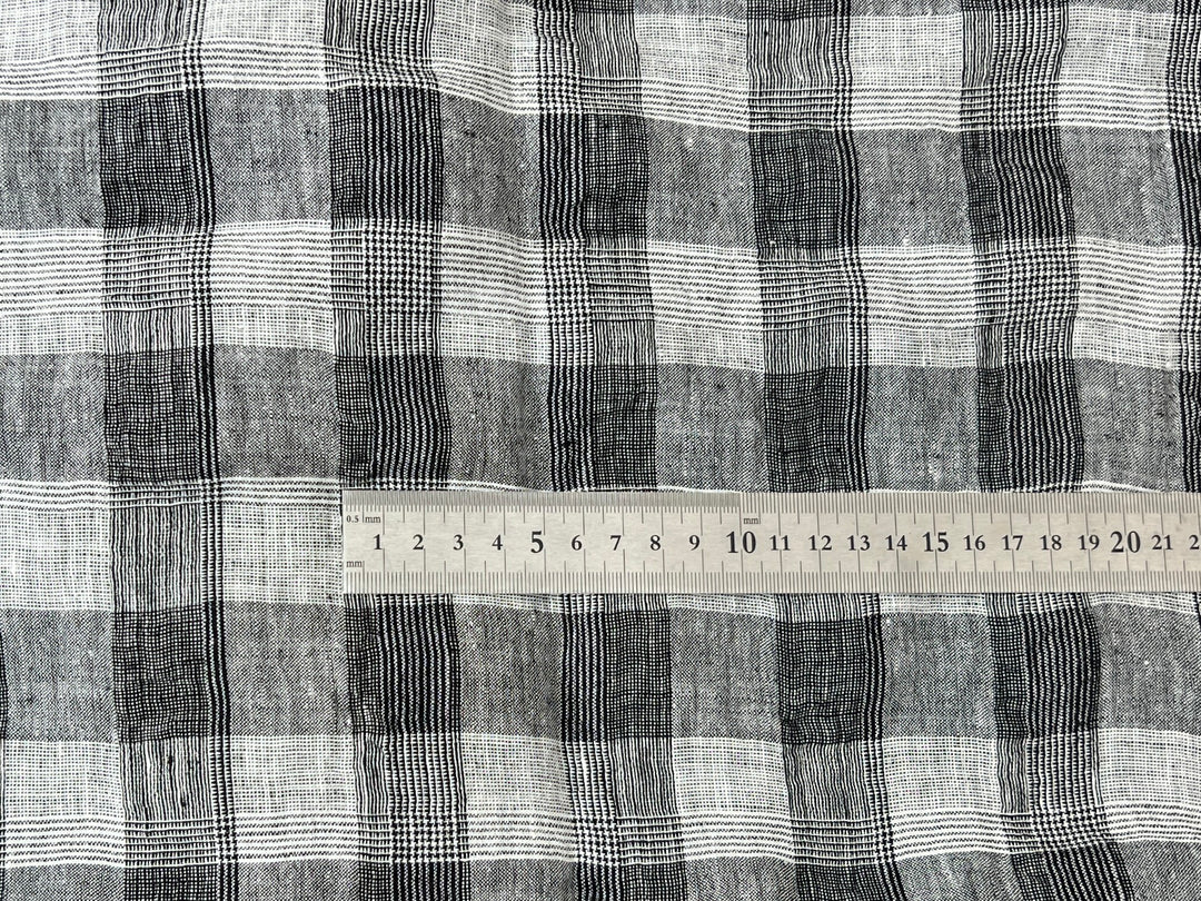 Remnant Fabric #367 - 100% Linen - 8.5y