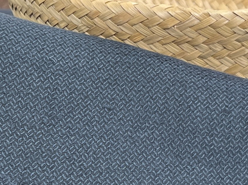 Remnant Fabric #472 - Linen 100 - 12y