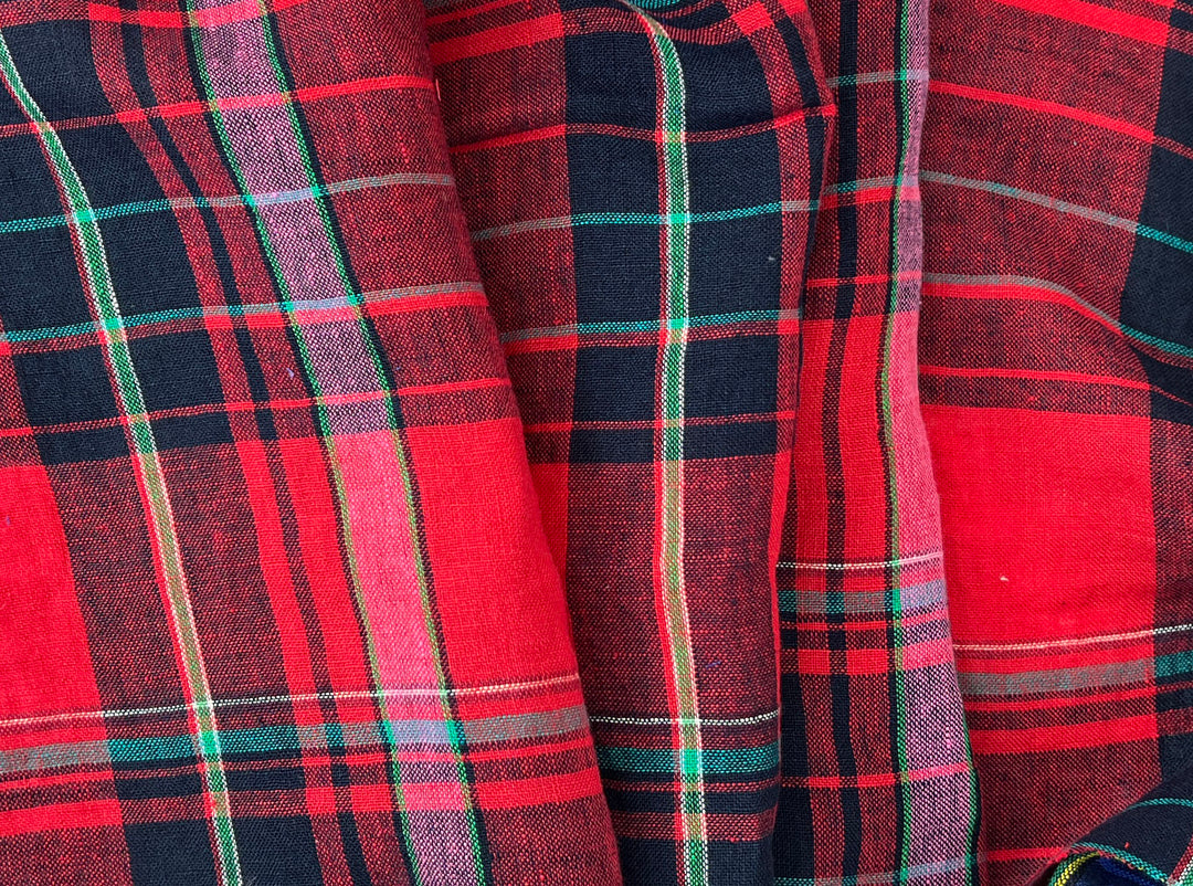 100% Linen Tartan Plaid Fabric – Light–Medium Weight with Soft Handfeel 7981 7982