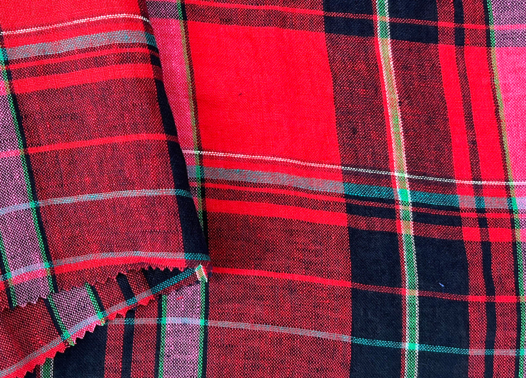 100% Linen Tartan Plaid Fabric – Light–Medium Weight with Soft Handfeel 7981 7982