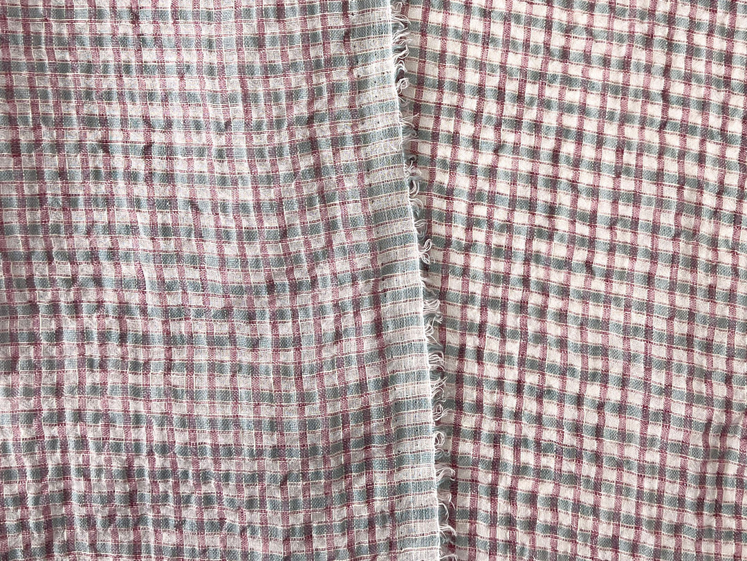 Linen Cotton Seersucker Fabric with Small Checks – Natural Stretch Texture 8217