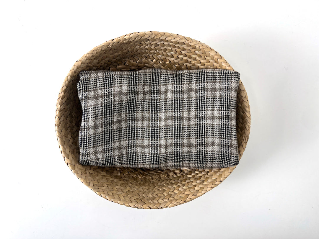 Linen Blend Fabric – Prince of Wales Plaid, Twill Weave 8043