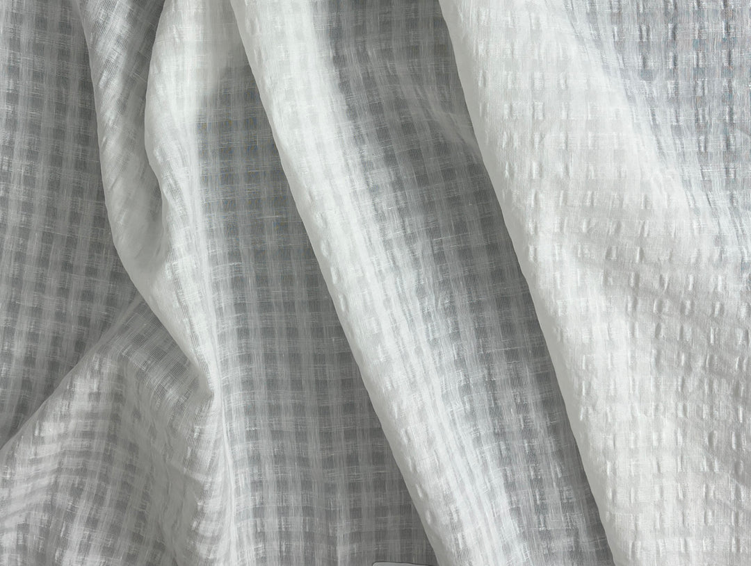 Subtle Seersucker | Linen Cotton Gingham Fabric 8300 8301
