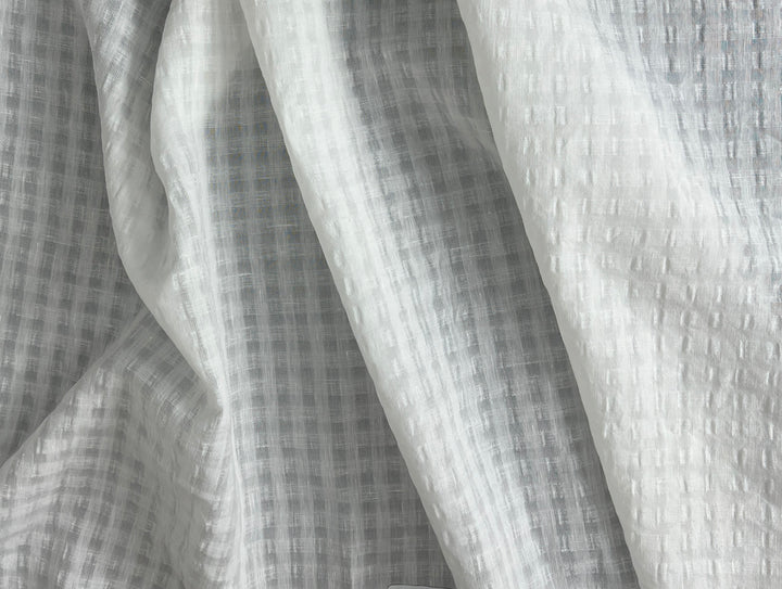 Subtle Seersucker | Linen Cotton Gingham Fabric 8300 8301