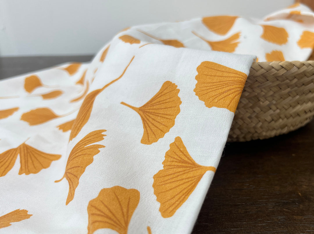 Morning Calm Ginkgo Print – Soft & Wrinkle-Resistant Ramie Blend Fabric 8336