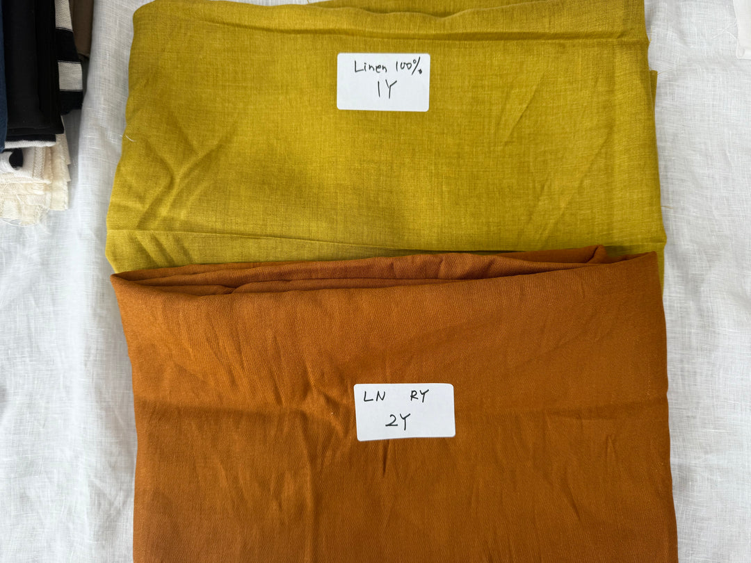 24 y of Woven Fabric of Linen - Surprise Box No.26