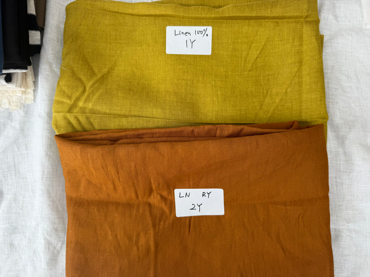 24 y of Woven Fabric of Linen - Surprise Box No.26