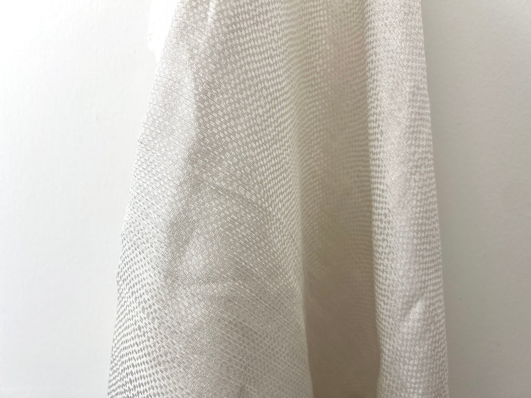 Glossy Snake-Skin Textured Linen Rayon Fabric 2588