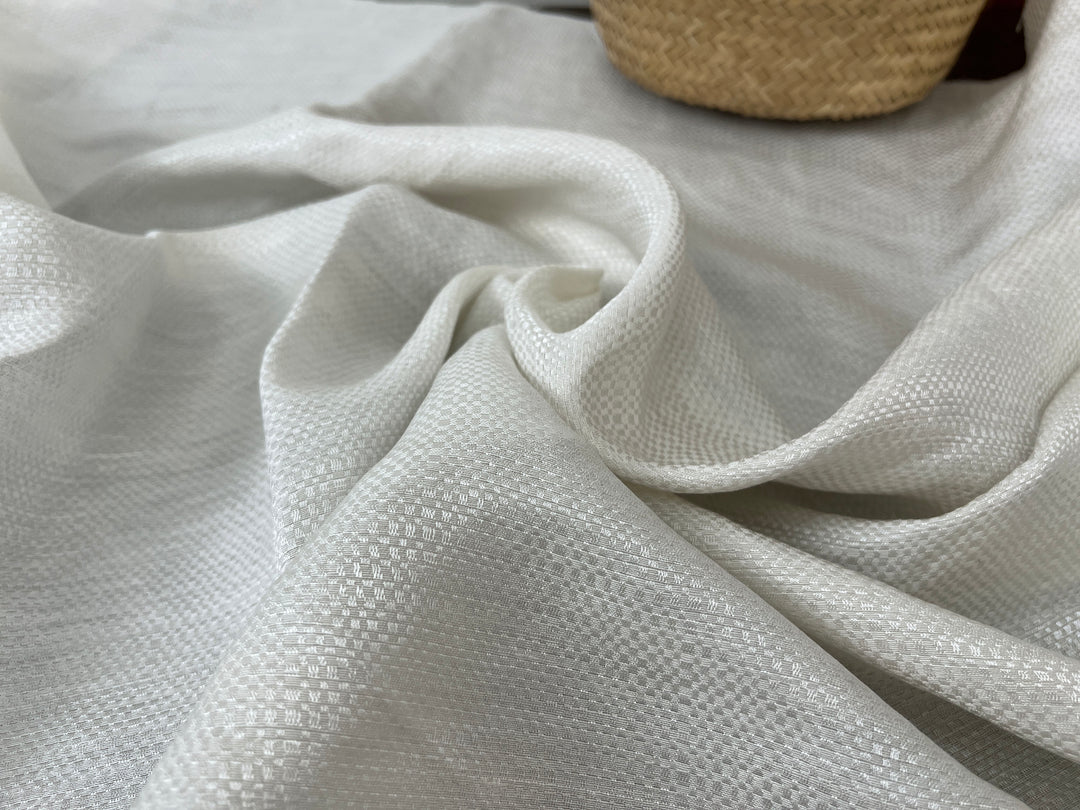 Glossy Snake-Skin Textured Linen Rayon Fabric 2588