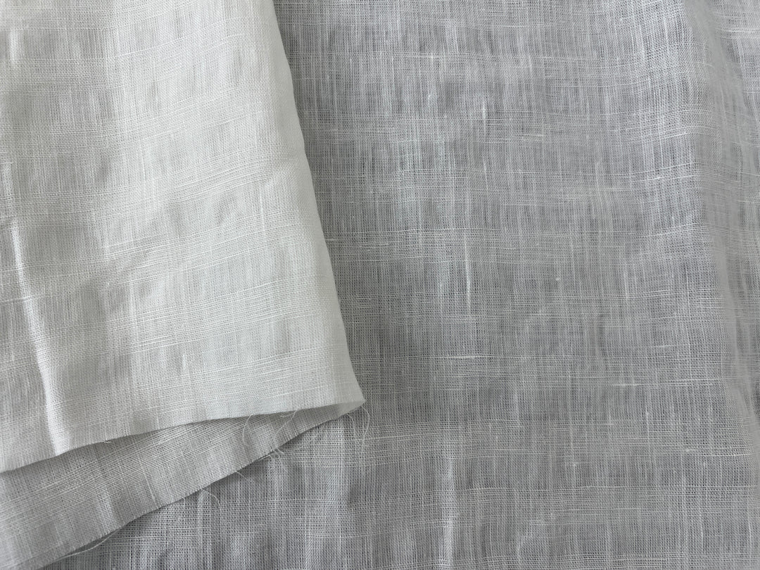 White Linen Ramie Blend Fabric | Subtle Weft Stripe & Gentle Wrinkle Effect | 51" 4196