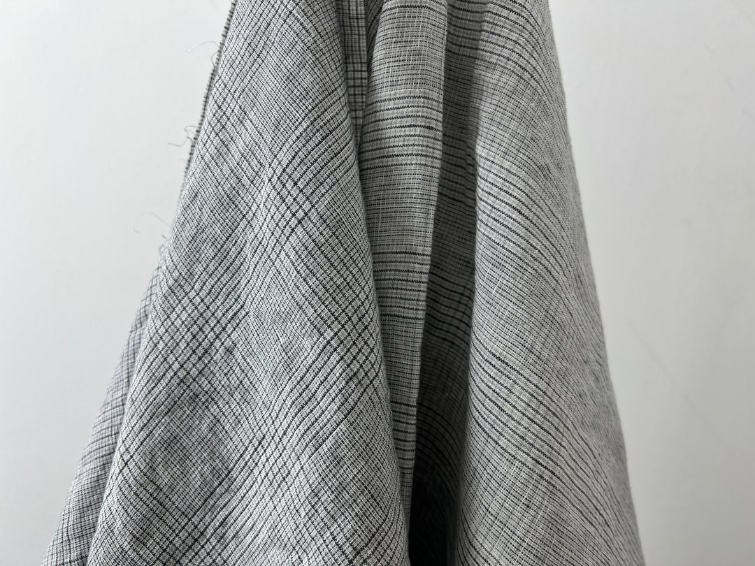 Grey Houndstooth Glen Plaid Linen Fabric – 100% Linen 8046 8500
